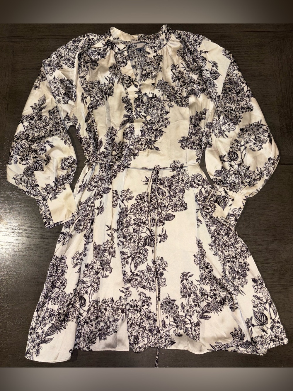 H&M White Dress with Black Floral Print - Mini Tie-Waist